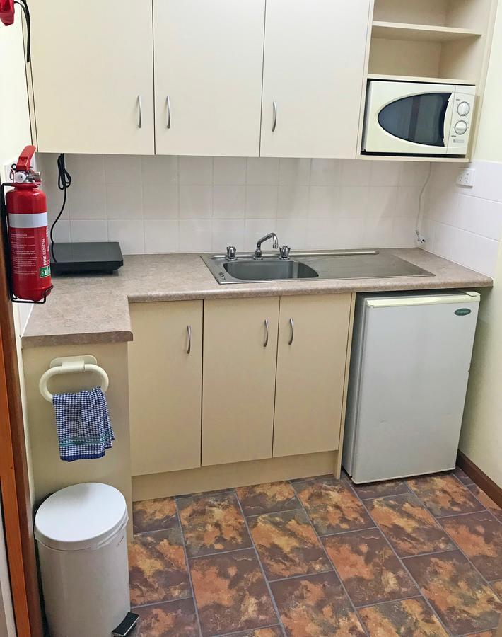 Lake Albert Motel Meningie Екстериор снимка