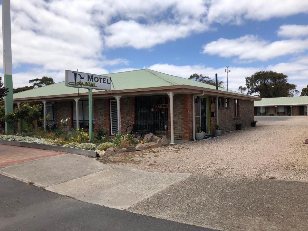 Lake Albert Motel Meningie Екстериор снимка
